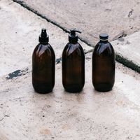 Monstera Amber Bottle with Black Pump - 500ml 